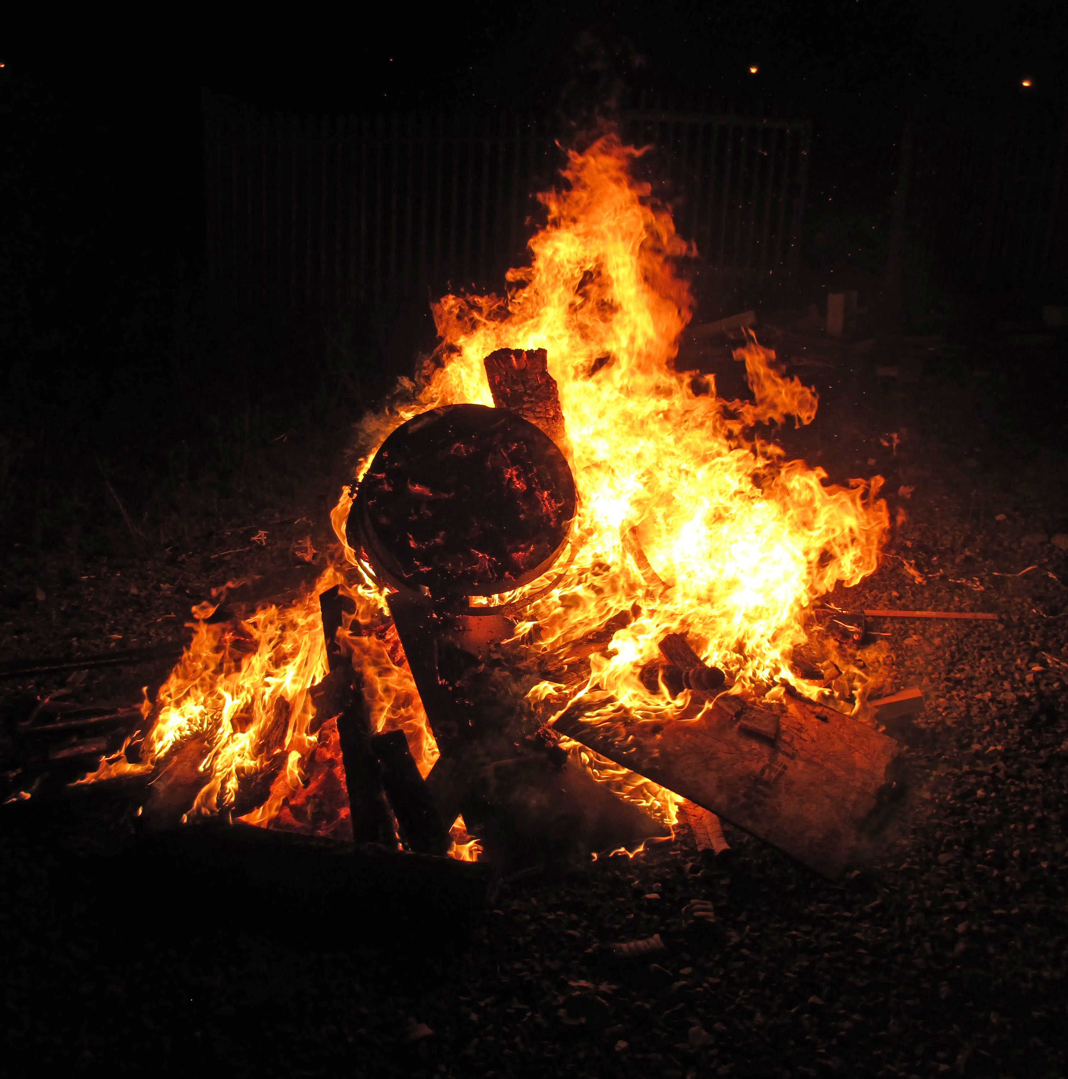 Bonfire 20151031 v2